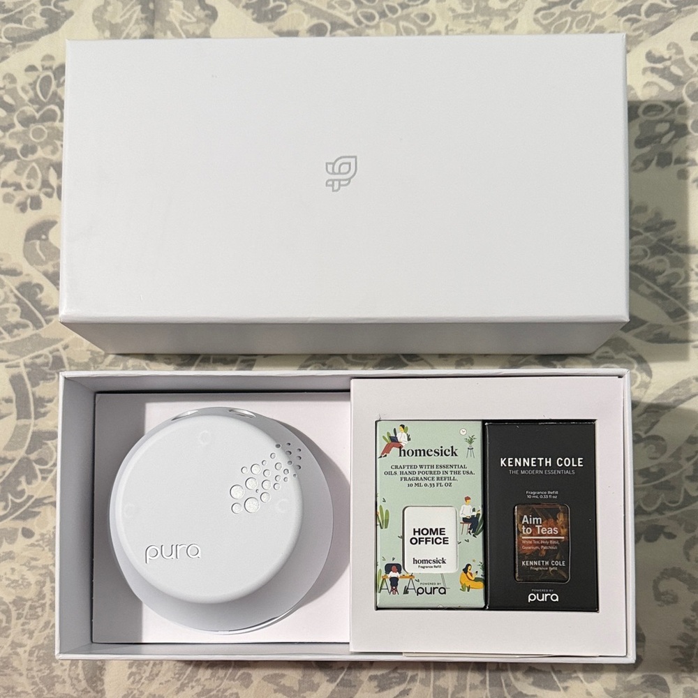 Pura White Smart Home Fragrance Diffuser Set